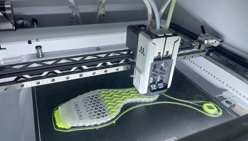 从“单材料”到“一体成型”:多材料3D打印正在改变什么?